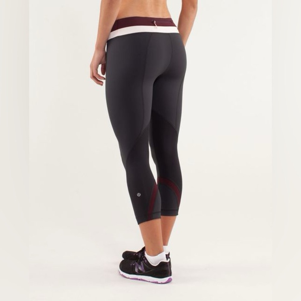 Lululemon Run: Inspire Crop II Size 8